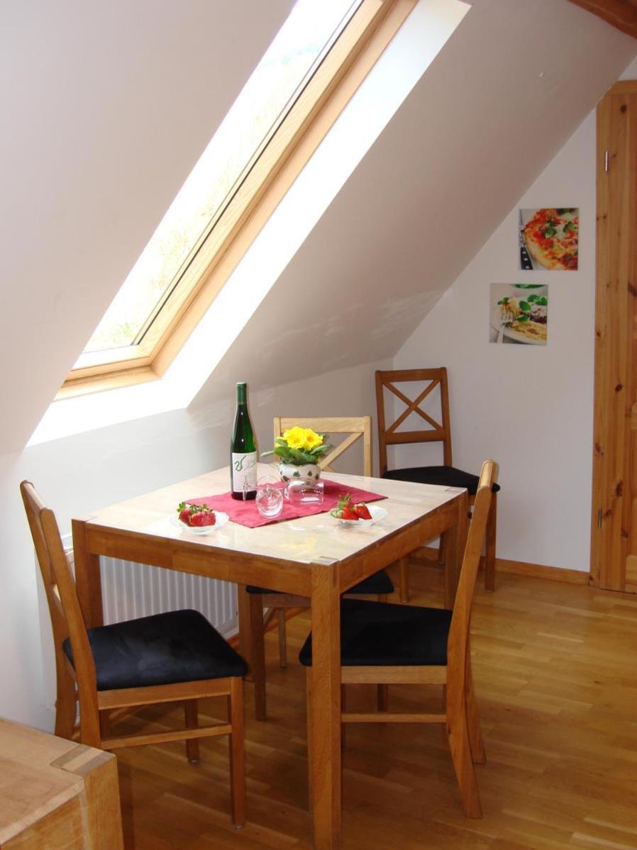 Mosel Ferienhaus Kleine Merle Целль-ан-дер-Мозель Экстерьер фото
